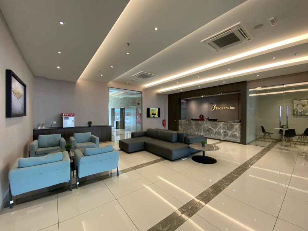 Frazel Inn Hotel Parit Buntar Exterior photo